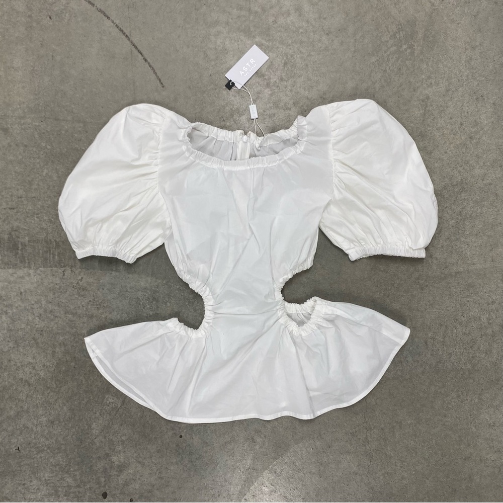 Chic White Puff Sleeve Cut-Out Blouse